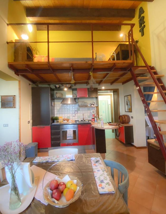אורבינו Ca' Tomassino Holiday Apartments מראה חיצוני תמונה