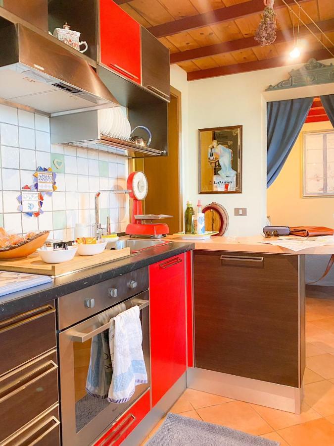 אורבינו Ca' Tomassino Holiday Apartments מראה חיצוני תמונה