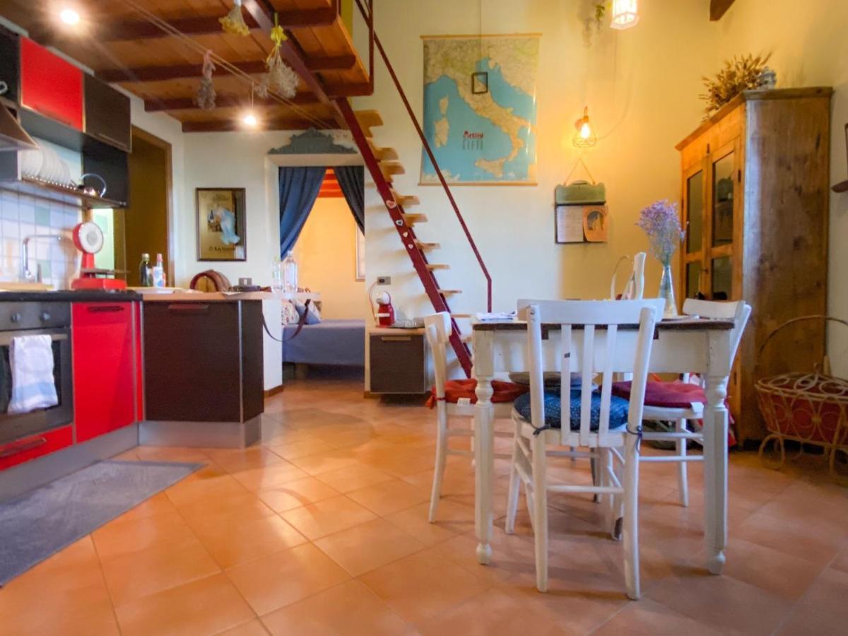 אורבינו Ca' Tomassino Holiday Apartments מראה חיצוני תמונה